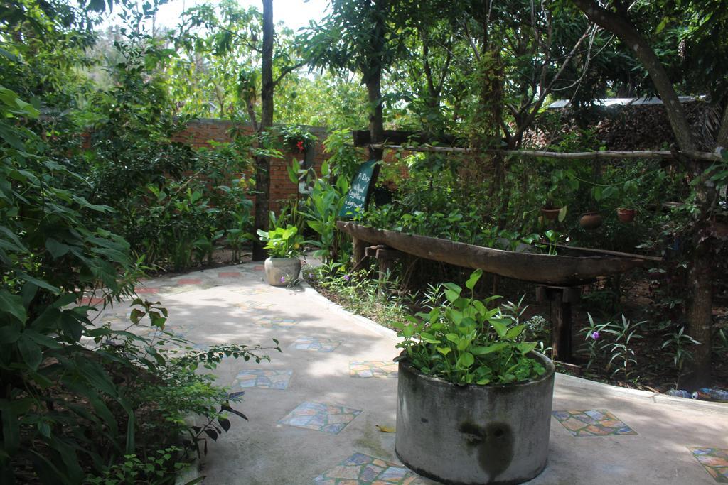 Garden Guesthouse Kampong Chhnang Extérieur photo