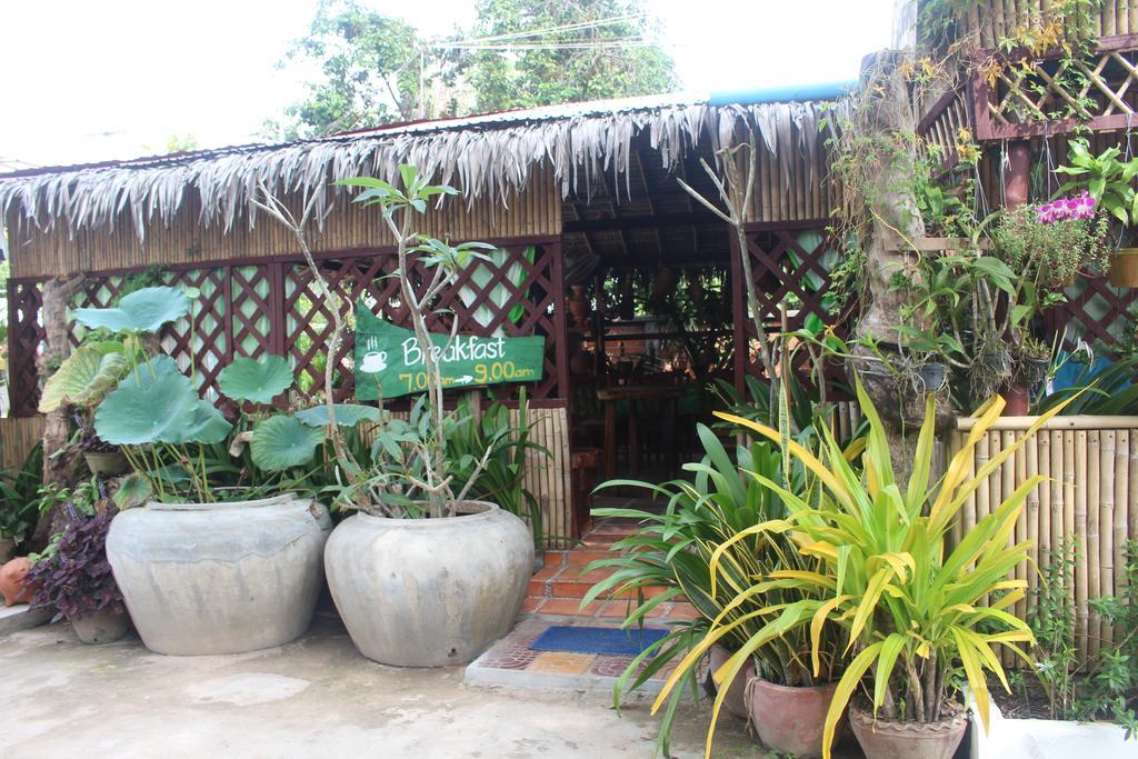 Garden Guesthouse Kampong Chhnang Extérieur photo