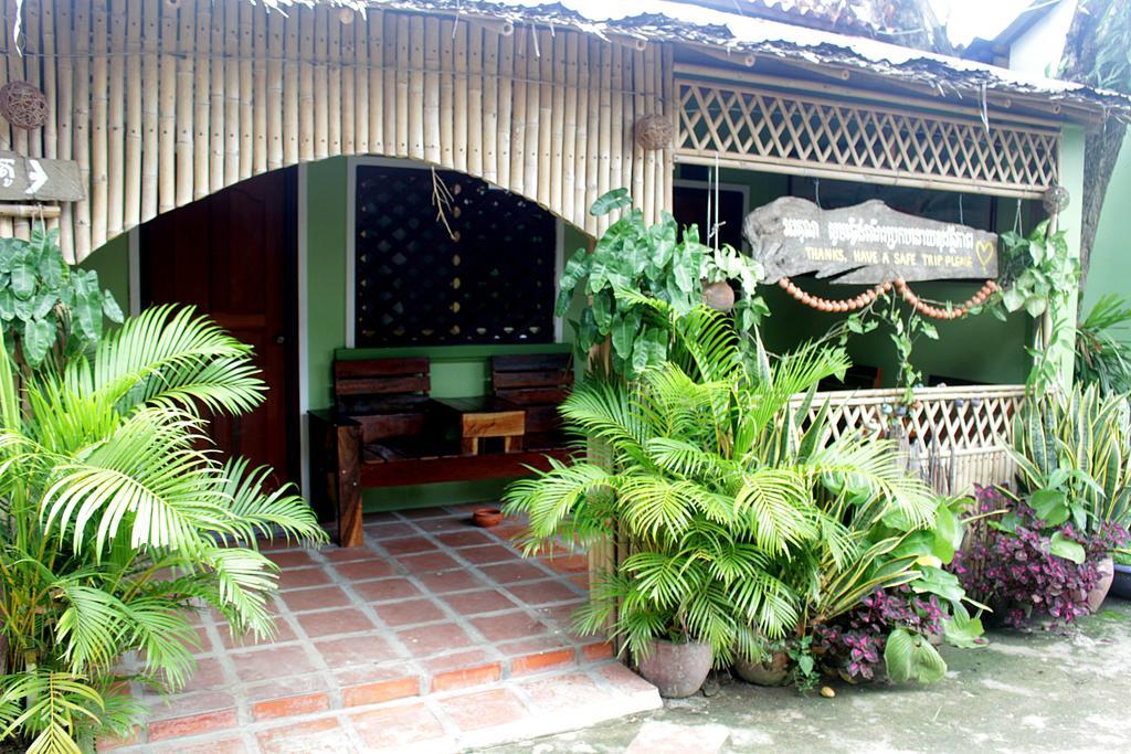 Garden Guesthouse Kampong Chhnang Extérieur photo